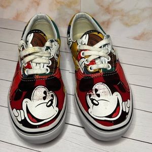 ✨RARE✨ Vans X Mickey and Friends youth 1.5